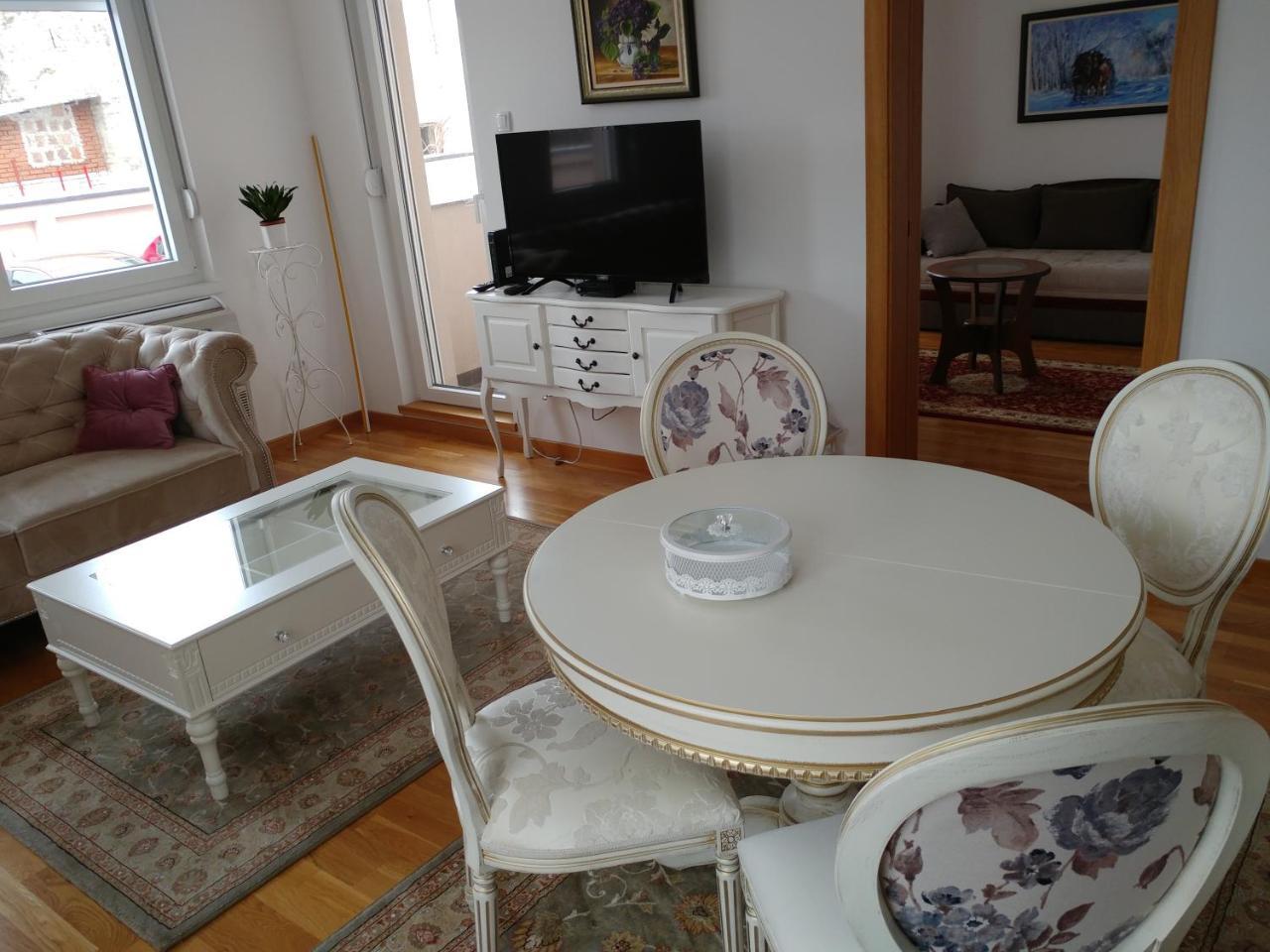 Jc10 Apartment 3 Bedroom, Free Parking, 73Sqm Novi Sad Exterior photo